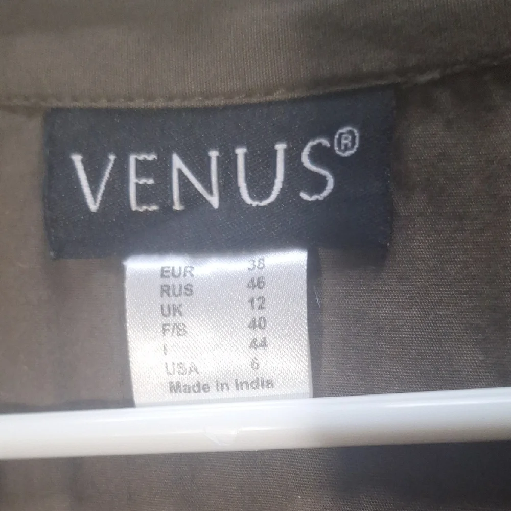 VENUS Olive Button-Up Ruffle Dress - Picture 2 of 6